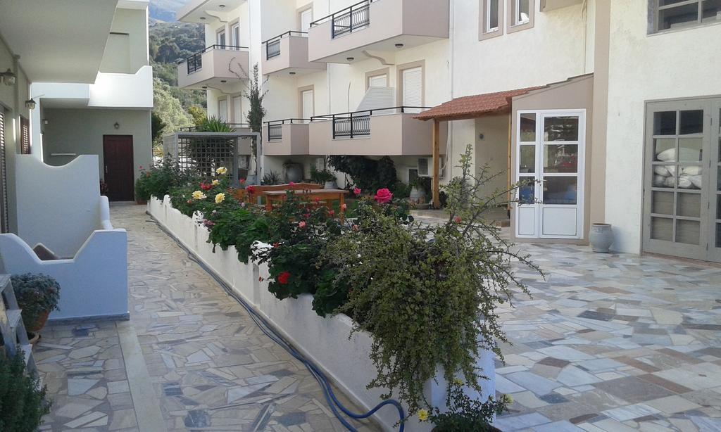 Pension Kyriakos Plakias Buitenkant foto
